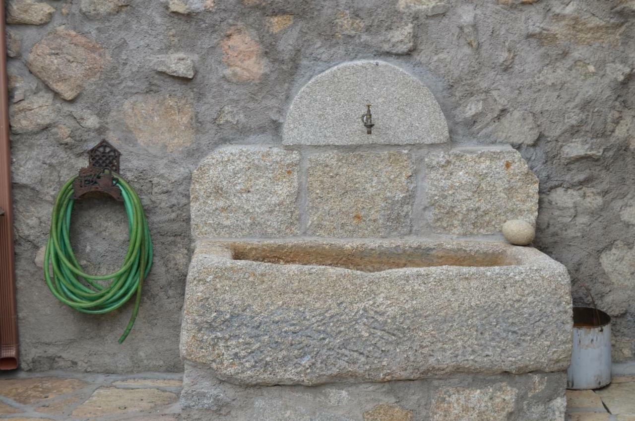 Casa Rural La Gabina Munogalindo المظهر الخارجي الصورة